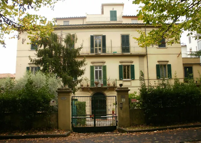 Appartamento In Villa Alle Piagge